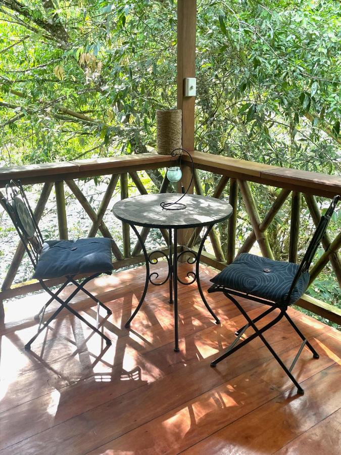 Caoni Riverside Lodge プエルト・キト エクステリア 写真