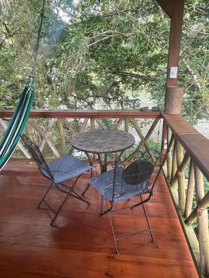 Caoni Riverside Lodge プエルト・キト エクステリア 写真