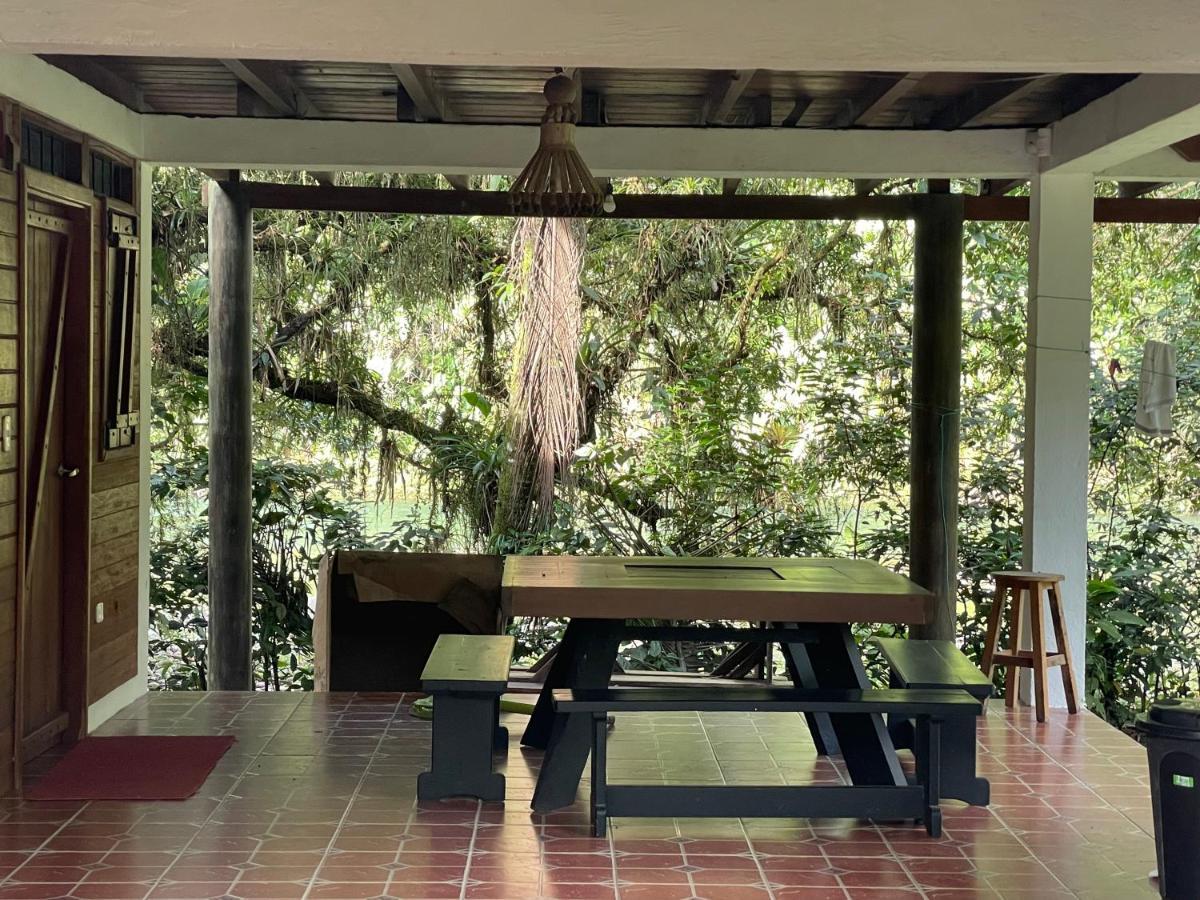 Caoni Riverside Lodge プエルト・キト エクステリア 写真