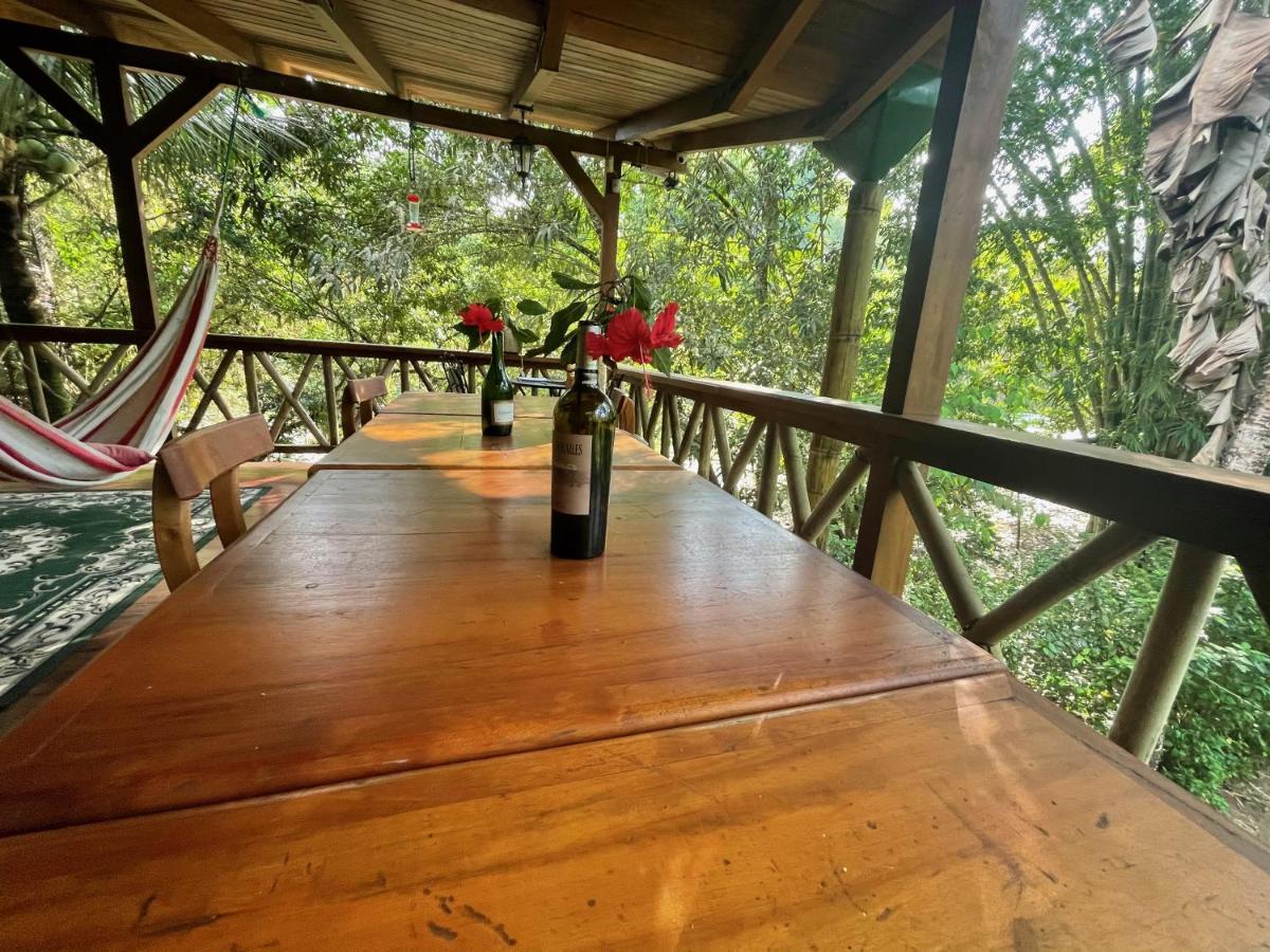 Caoni Riverside Lodge プエルト・キト エクステリア 写真