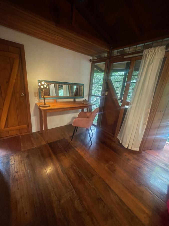 Caoni Riverside Lodge プエルト・キト エクステリア 写真