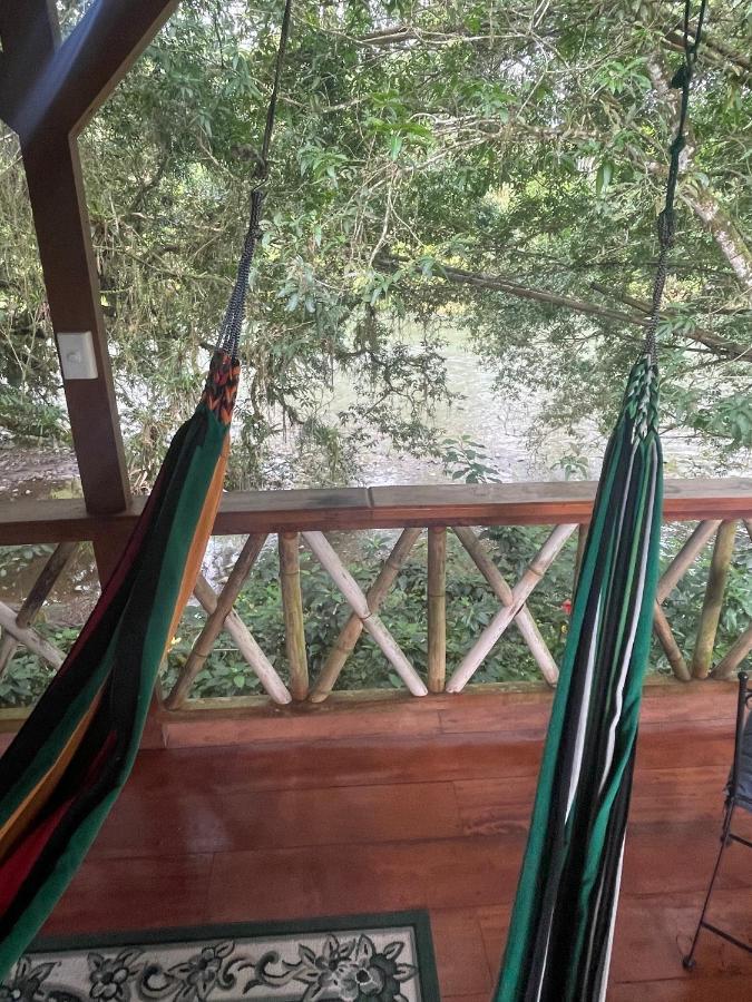 Caoni Riverside Lodge プエルト・キト エクステリア 写真